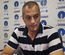 CRISTI-DULCA-IULIE-mic