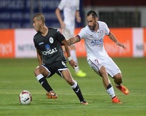 FOTBAL - RAPID BUCURESTI - GAZ METAN MEDIAS