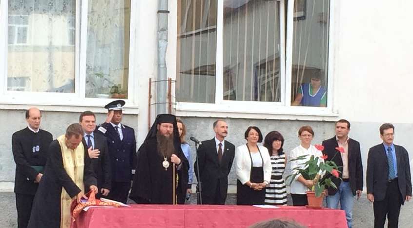 10695276_10201693535939220_299778_n site